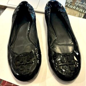 Tory Burch Women’s Black Patent Leather Flats, Excellent Condition, Size 9